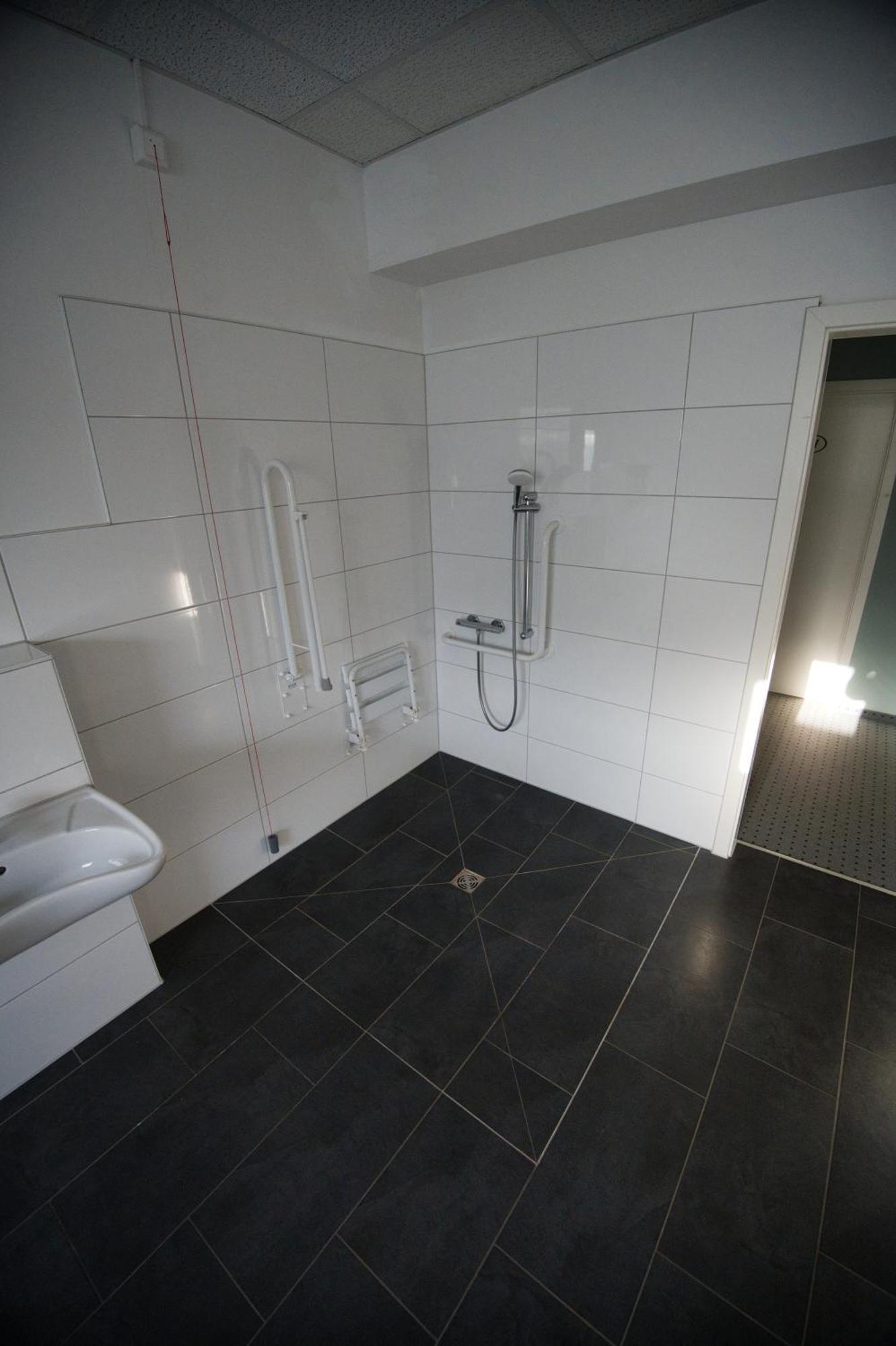 Hostel Messe Laatzen Exteriör bild